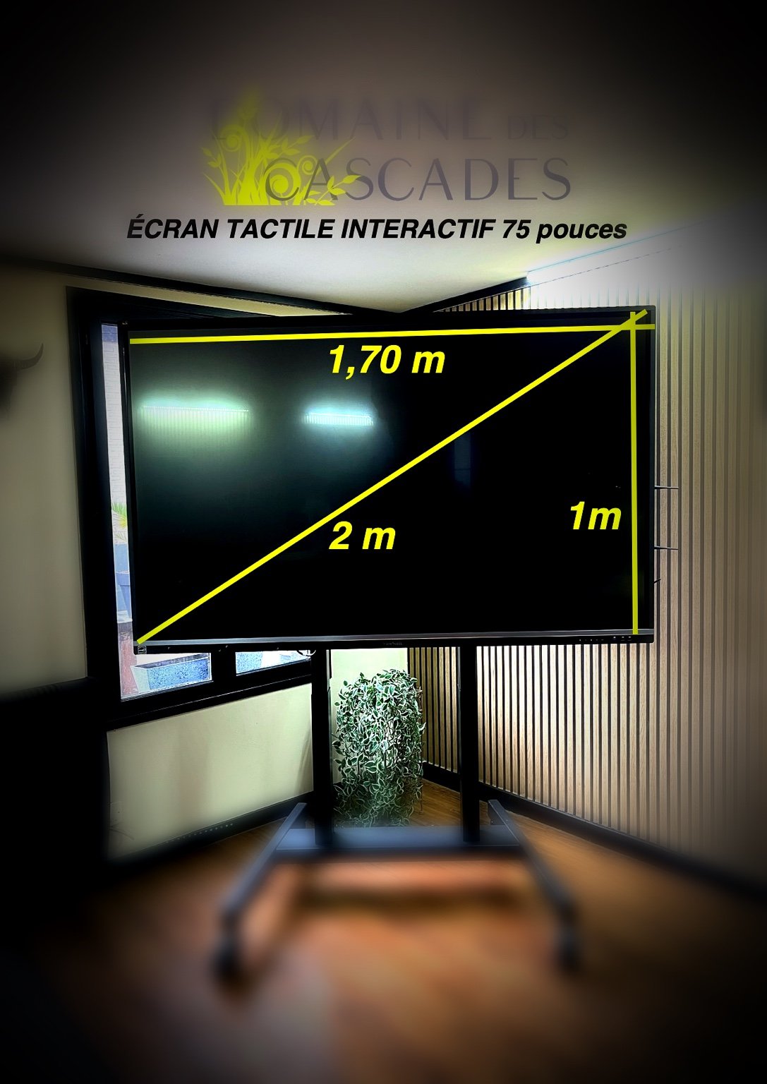 Écran tactile interactif 75 pouces pour séminaire dans un domaine à Arras